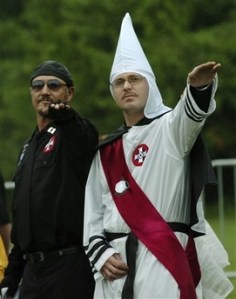 capt.a007c2f101e647d690e8270538943521.ku_klux_klan_rally_pabb103