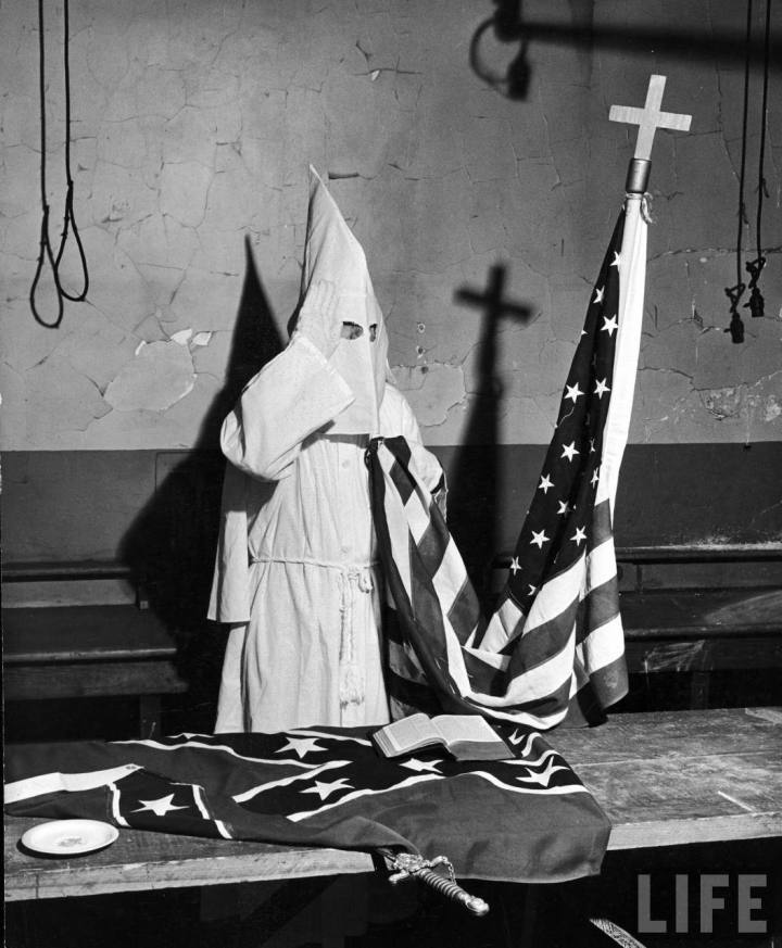 kkk cross flag.jpg